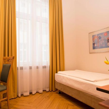 Rewari Hotel Berlin Ngoại thất bức ảnh