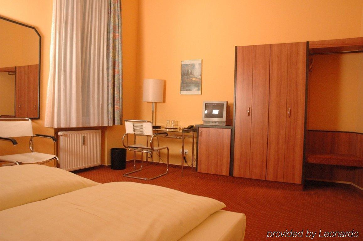 Rewari Hotel Berlin Phòng bức ảnh